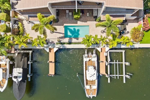 2719 NE 15th St # 3, Fort Lauderdale FL 33304