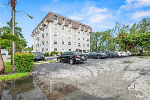 5911 NE 14th Ln # 201S, Fort Lauderdale FL 33334