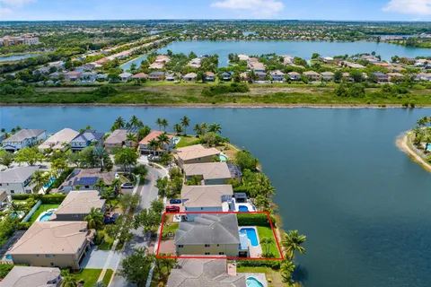 16351 SW 14th St, Pembroke Pines FL 33027