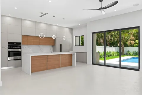 1320 NE 16th Ave, Fort Lauderdale FL 33304