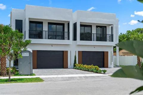 1320 NE 16th Ave # B, Fort Lauderdale FL 33304