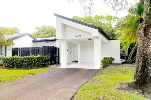 16023 S Fairway Ter # 118, Weston FL 33326