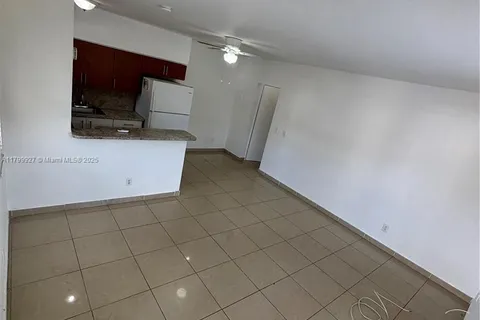 520 NW 97th St # 522, Miami FL 33150