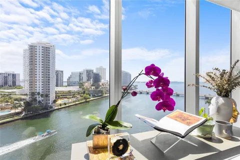 495 Brickell Ave # 1001, Miami FL 33131