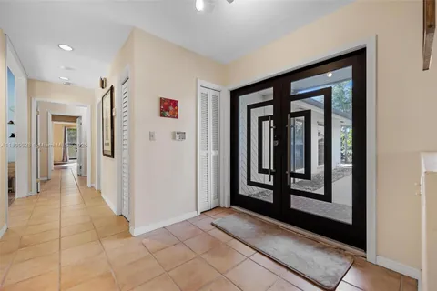 10241 SW 136th St, Miami FL 33176