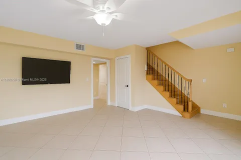 347 Virginia St, Hollywood FL 33019