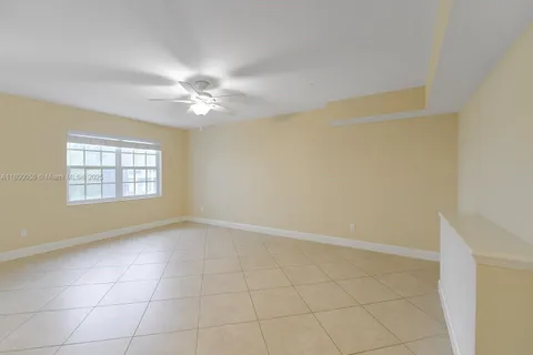 347 Virginia St, Hollywood FL 33019