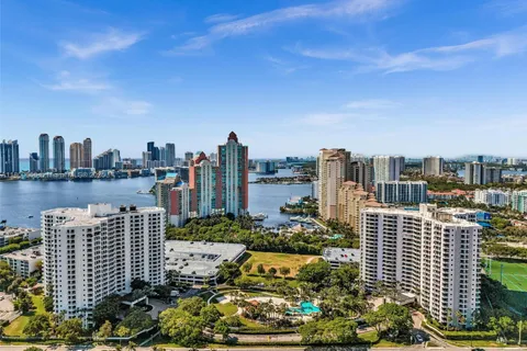 3300 NE 191st St, Aventura FL 33180