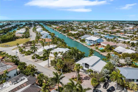 1220 Coury Dr, Key Colony FL 33051