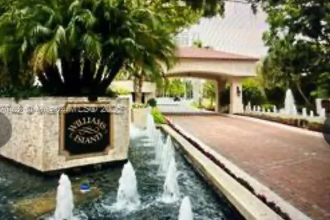 3900 Island Blvd # B308, Aventura FL 33160