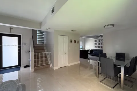 12692 NW 8th Trl, Miami FL 33182