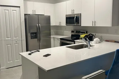 23461 SW 129th Pl, Homestead FL 33032