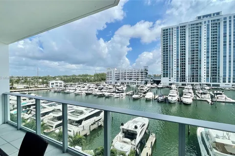 17111 Biscayne Blvd # 403, North Miami Beach FL 33160