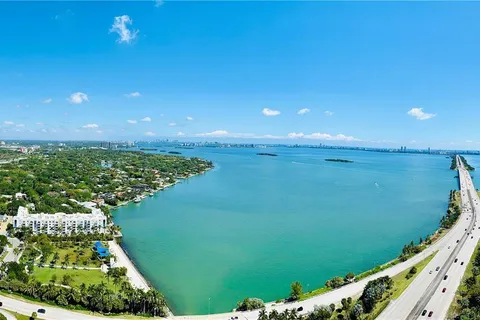 601 NE 36th # 3511, Miami FL 33137