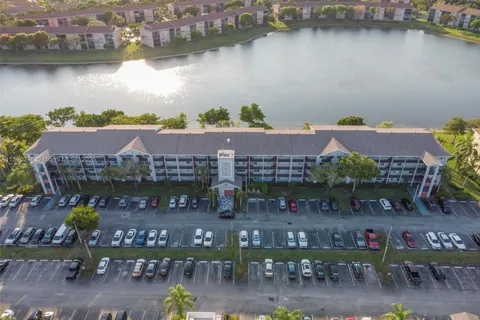 750 SW 138th Ave # 210F, Pembroke Pines FL 33027