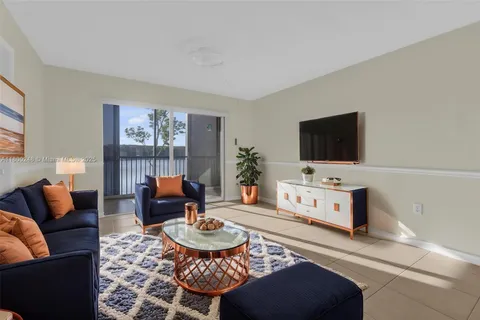 750 SW 138th Ave # 210F, Pembroke Pines FL 33027