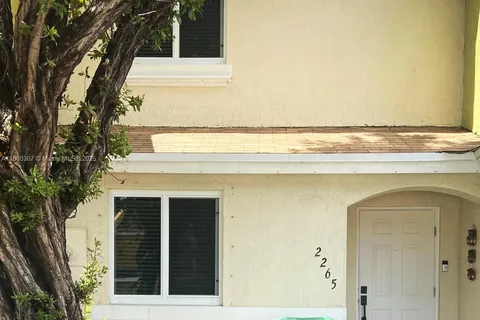 2265 NW 136th Ter, Opa-Locka FL 33054
