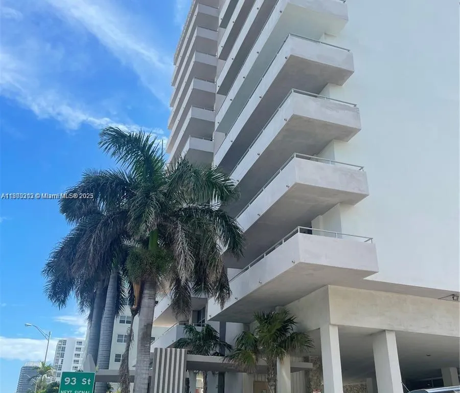 9225 Collins Ave # 307, Surfside FL 33154