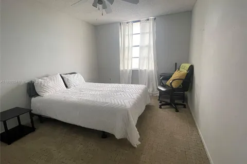 16851 NE 23rd Ave # B621, North Miami FL 33160