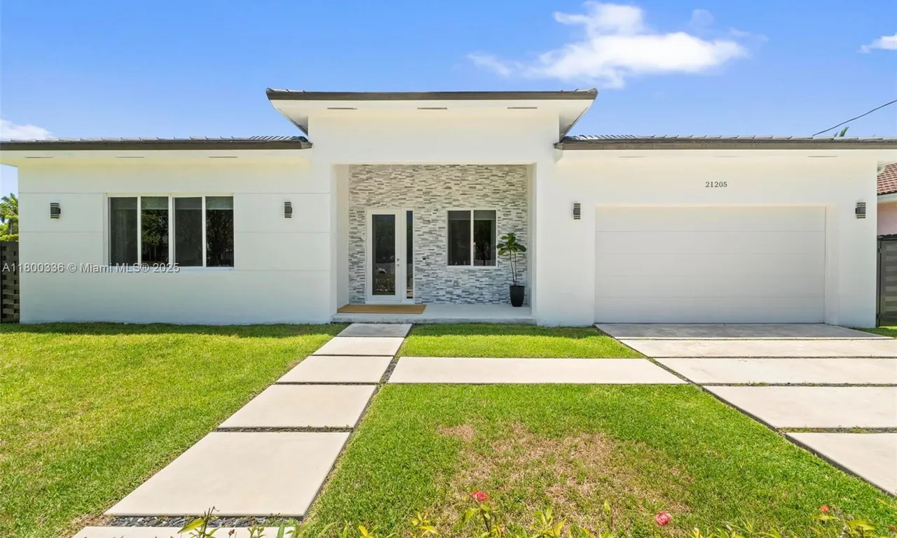 21205 Ingraham Ave Rd, Cutler Bay FL 33189