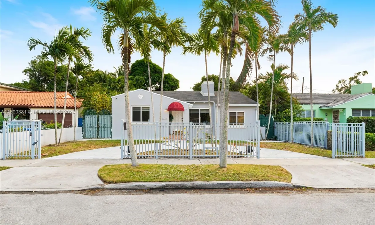 2238 SW 24th Ter, Miami FL 33145