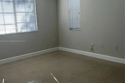11185 SW 6 St # 104, Pembroke Pines FL 33025