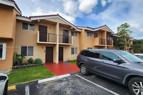 8252 NW 6th Ter # 238, Miami FL 33126