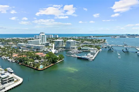 2500 Mercedes Dr, Fort Lauderdale FL 33316