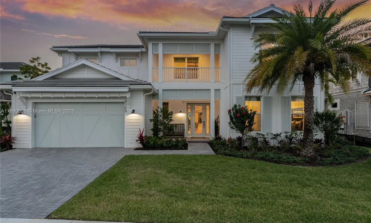 9369 Crestview Cir, Palm Beach Gardens FL 33412