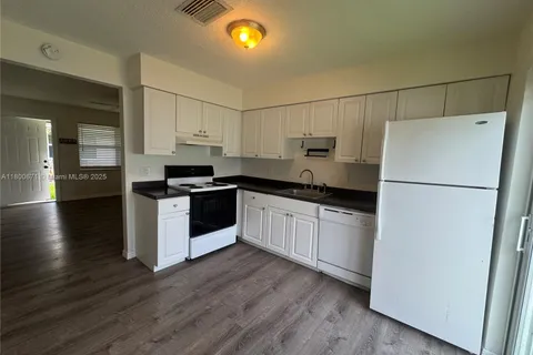 604 SW 5th Ave # 604, Fort Lauderdale FL 33315