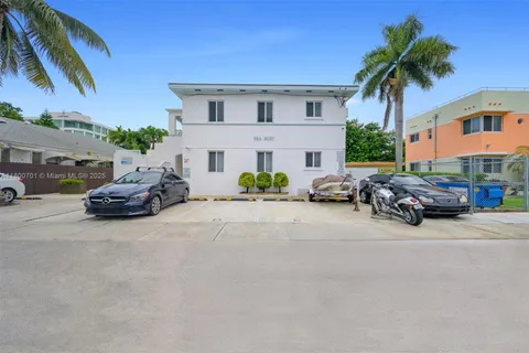550 NE 82nd Ter # 7, Miami FL 33138