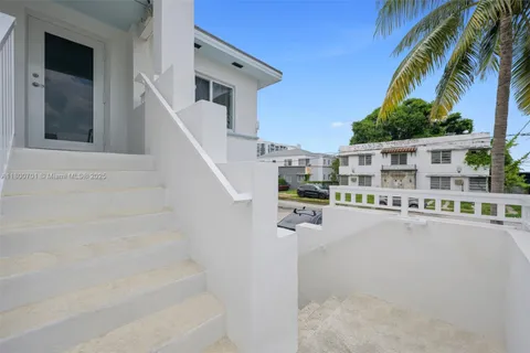 550 NE 82nd Ter # 7, Miami FL 33138