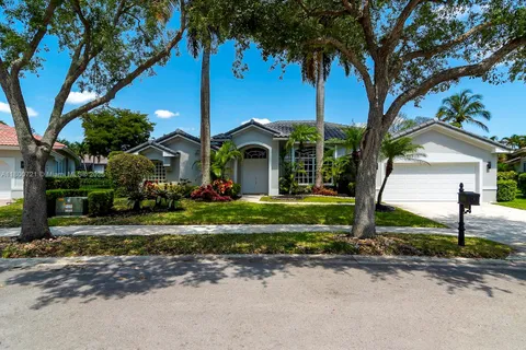 218 Egret Ct, Weston FL 33327