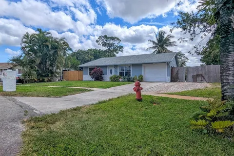 4878 Messana Ter, Lake Worth FL 33463