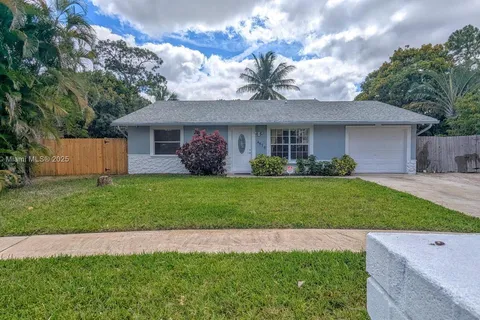 4878 Messana Ter, Lake Worth FL 33463