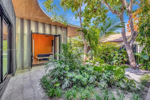 3642 William Ave, Coconut Grove FL 33133