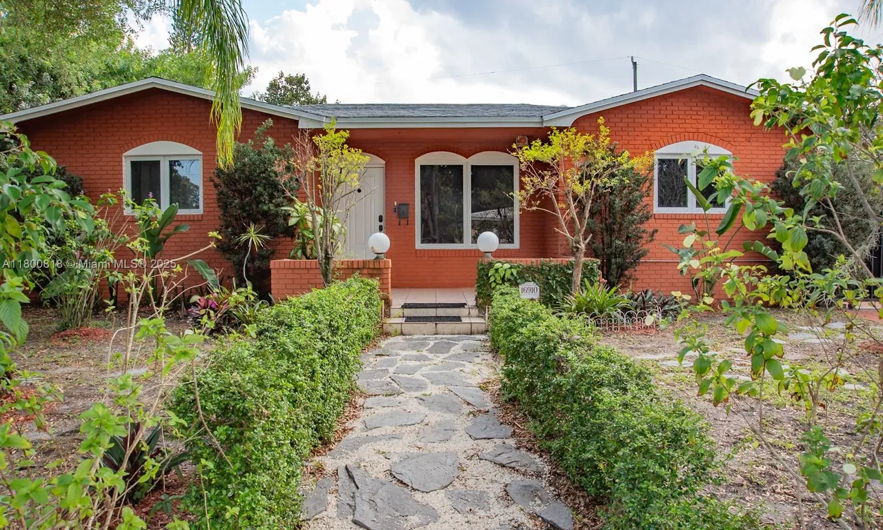 16910 NE 8th Ct, North Miami Beach FL 33162