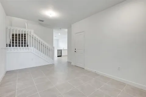 12921 NW 24th Ave, Miami FL 33167