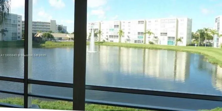 441 SE 3rd St # 202, Dania Beach FL 33004