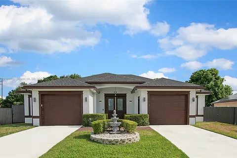 914 SW Mccracken Ave, Port St. Lucie FL 34953