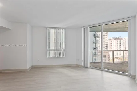 1900 N Bayshore Dr # 1810, Miami FL 33132