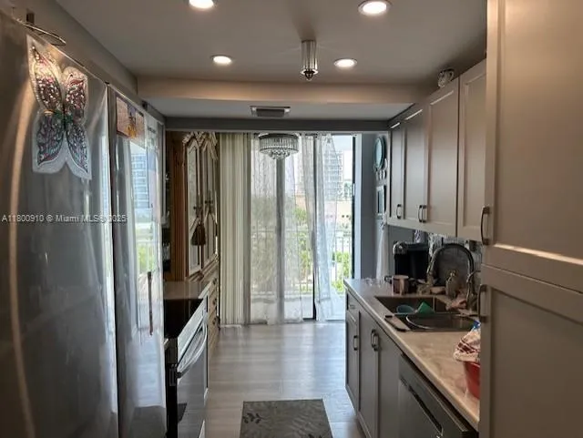 210 174th St # 517, Sunny Isles Beach FL 33160