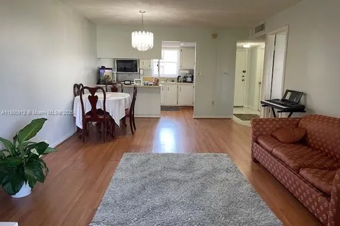 201 178th Dr # 437, Sunny Isles Beach FL 33160