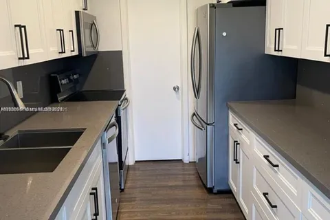 4164 Inverrary Dr # 301, Lauderhill FL 33319