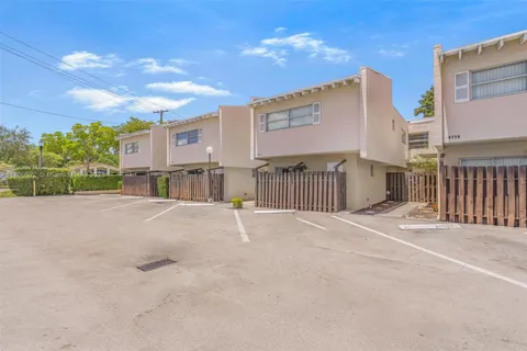 8713 NE 4th Ave Rd # 8713, Miami Shores FL 33138