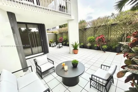 4000 TOWERSIDE TE # 305, Miami FL 33138