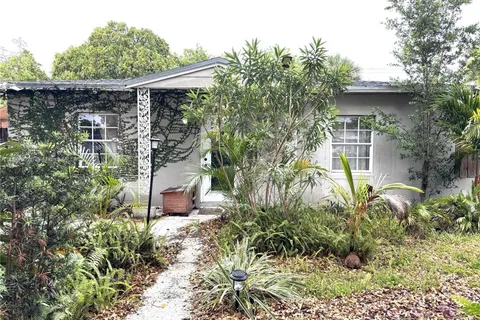 755 NW 126th St, North Miami FL 33168