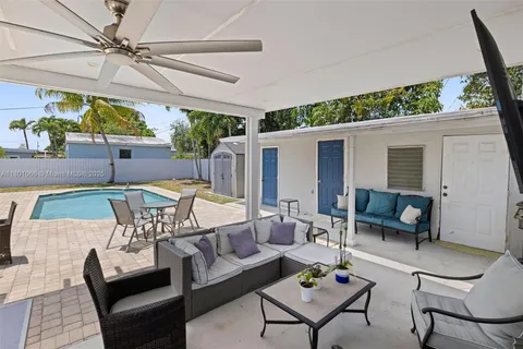 6811 SW 5th Ter, Miami FL 33144