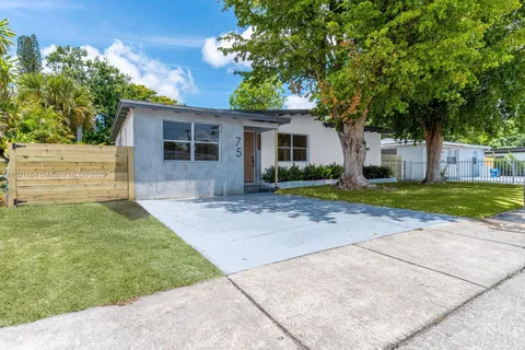 75 NW 125th St, North Miami FL 33168
