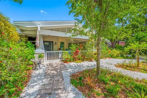 400 5th Avenue S, Clearwater FL 34695